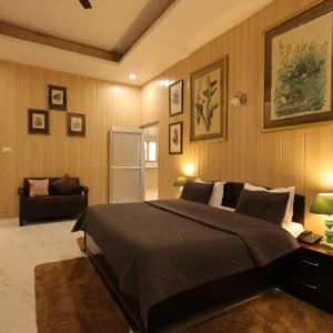 Rock Royalty Queen Room